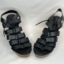 Women’s wedge shoes