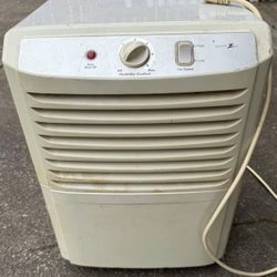 Zenith dehumidifier