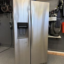 Whirlpool Counter Depth Fridge