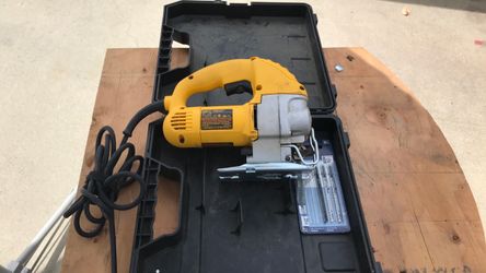 Dewalt 317 VS Orbital Jig Saw