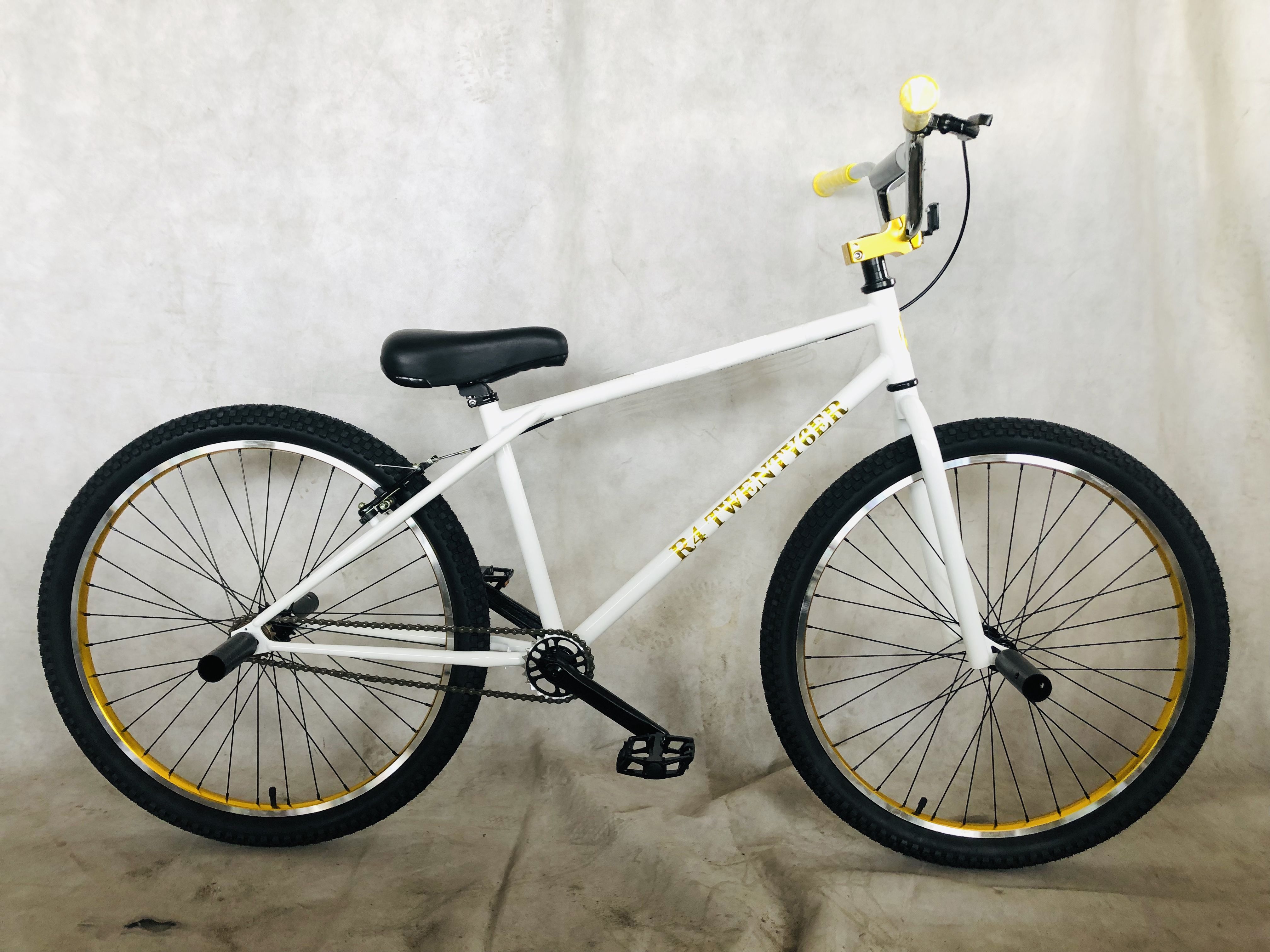 2020 R4 26" Complete BMX Bike Cruiser Bicycle W/ Stunt Pegs (White & Gold)
