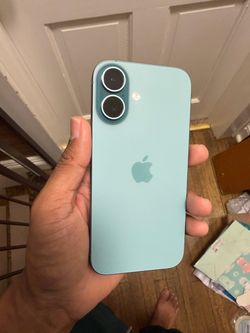 iPhone 16 128gb 100% battery AT&T locked