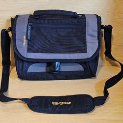 Targus - Messenger Bag