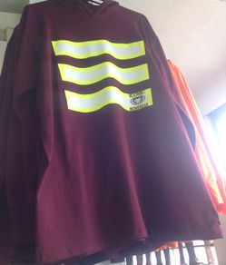 Long Sleeve with hoodie burgundy
