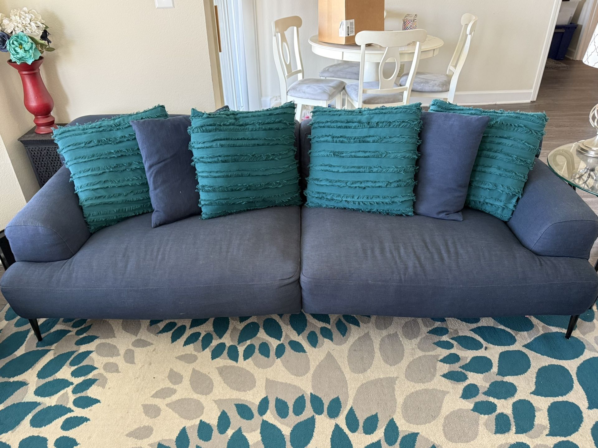 Article Abisko Couch
