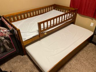 Twin Trundle Bed with 4” mattresses