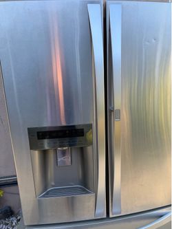 Kenmore Elite Fridge And Freezer With Ice Maker
