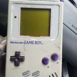 Original Nintendo Game Boy Dmg-1. Works
