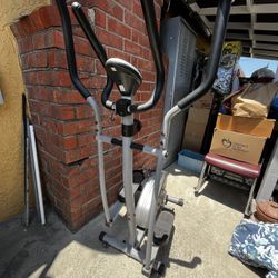 Sunny Health & Fitness Elliptical 