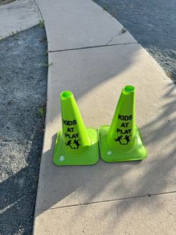 Kids At Play Cones 
