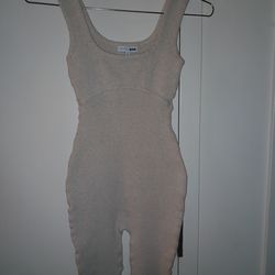 Size large, Fashion Nova, body con style, one piece