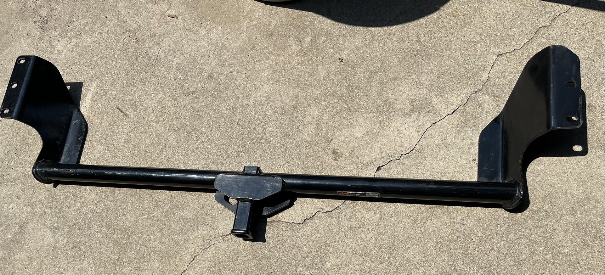Curt 1-1/4” Class 2 Hitch Receiver