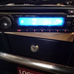 Sony Xplod Head Unit (auxonly)