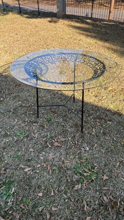 MCM Iron Patio Dining Table By Arthur Umanoff $110