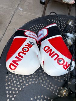 Adult gloves and pear