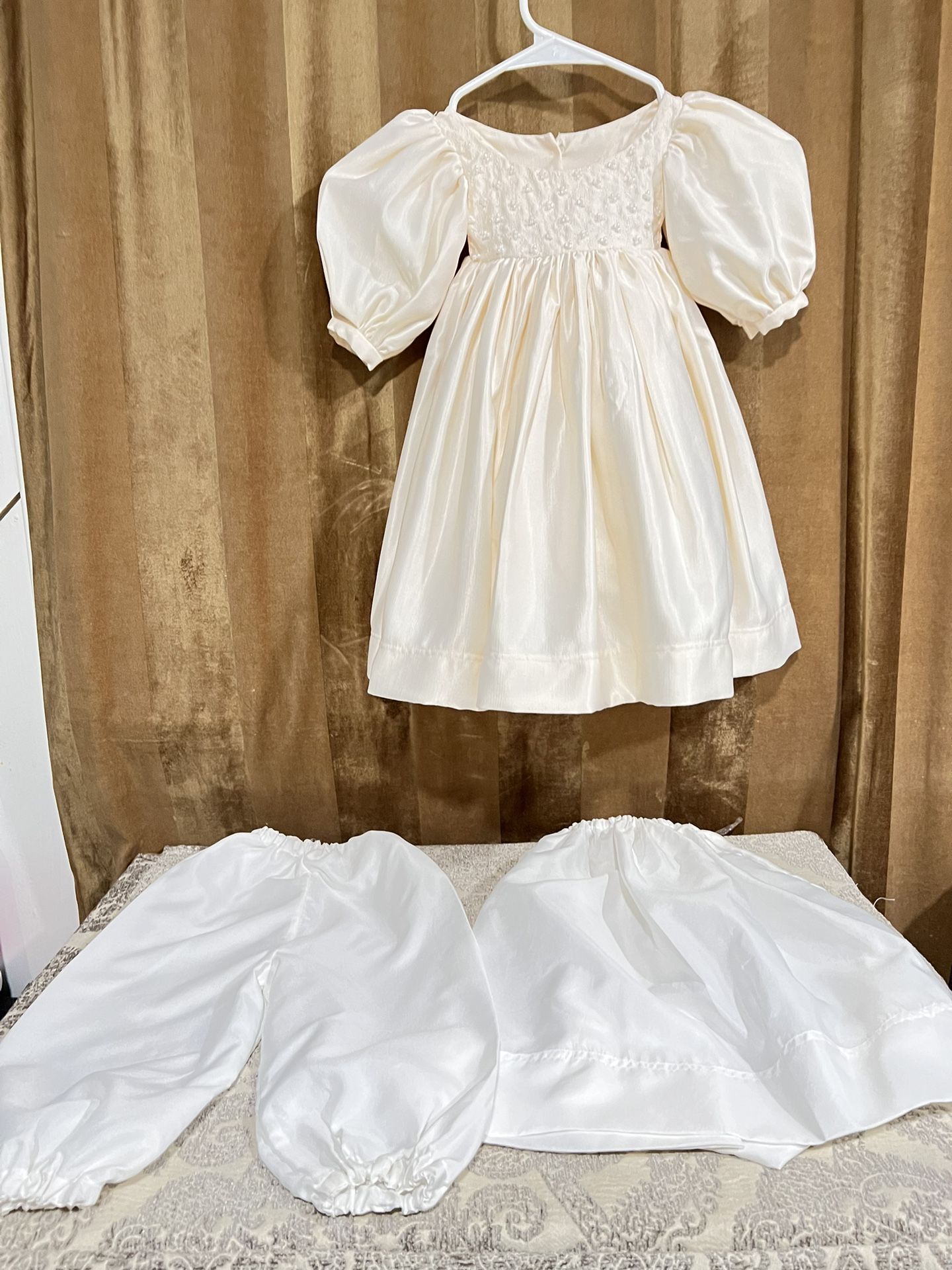 Antique Victorian beige Cotton  Long Babys Dress Christening