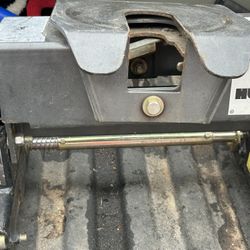 Husky 16k Sliding 5th Wheel Hitch