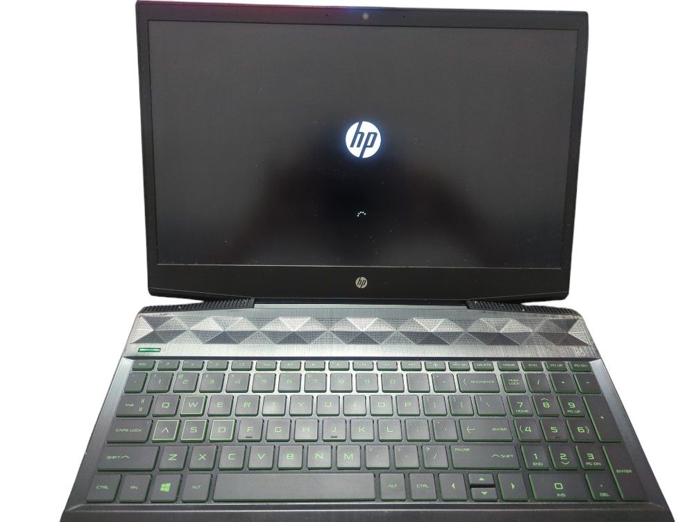 HP Pavilion 15.6in (500GB SSD, Nividia GTX 1050Ti, 16 GB, Intel i5-8300H