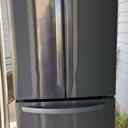 LG Black Stainless Refrigerator 