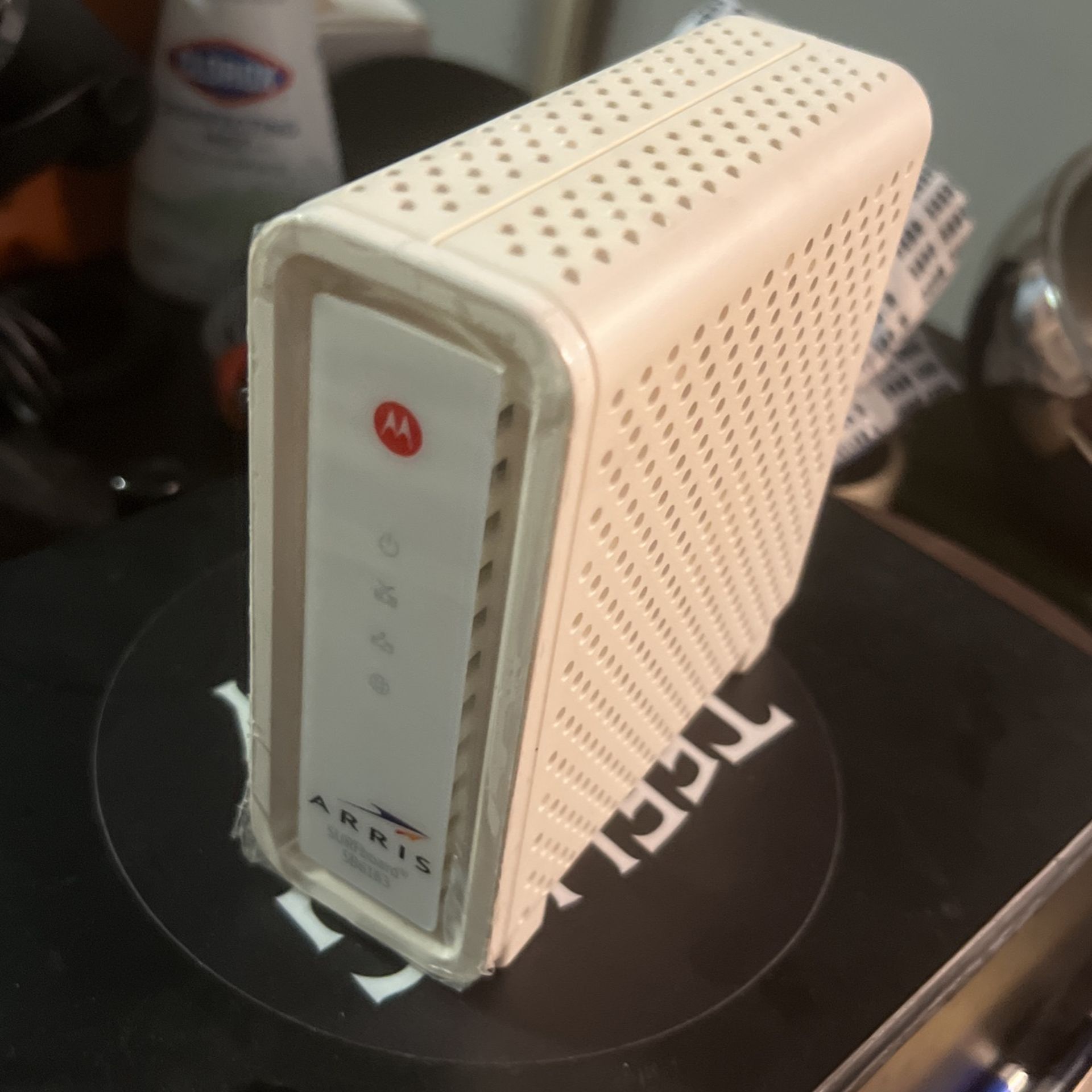 Arris SURFboard® DOCSIS® 3.0 Cable Modem