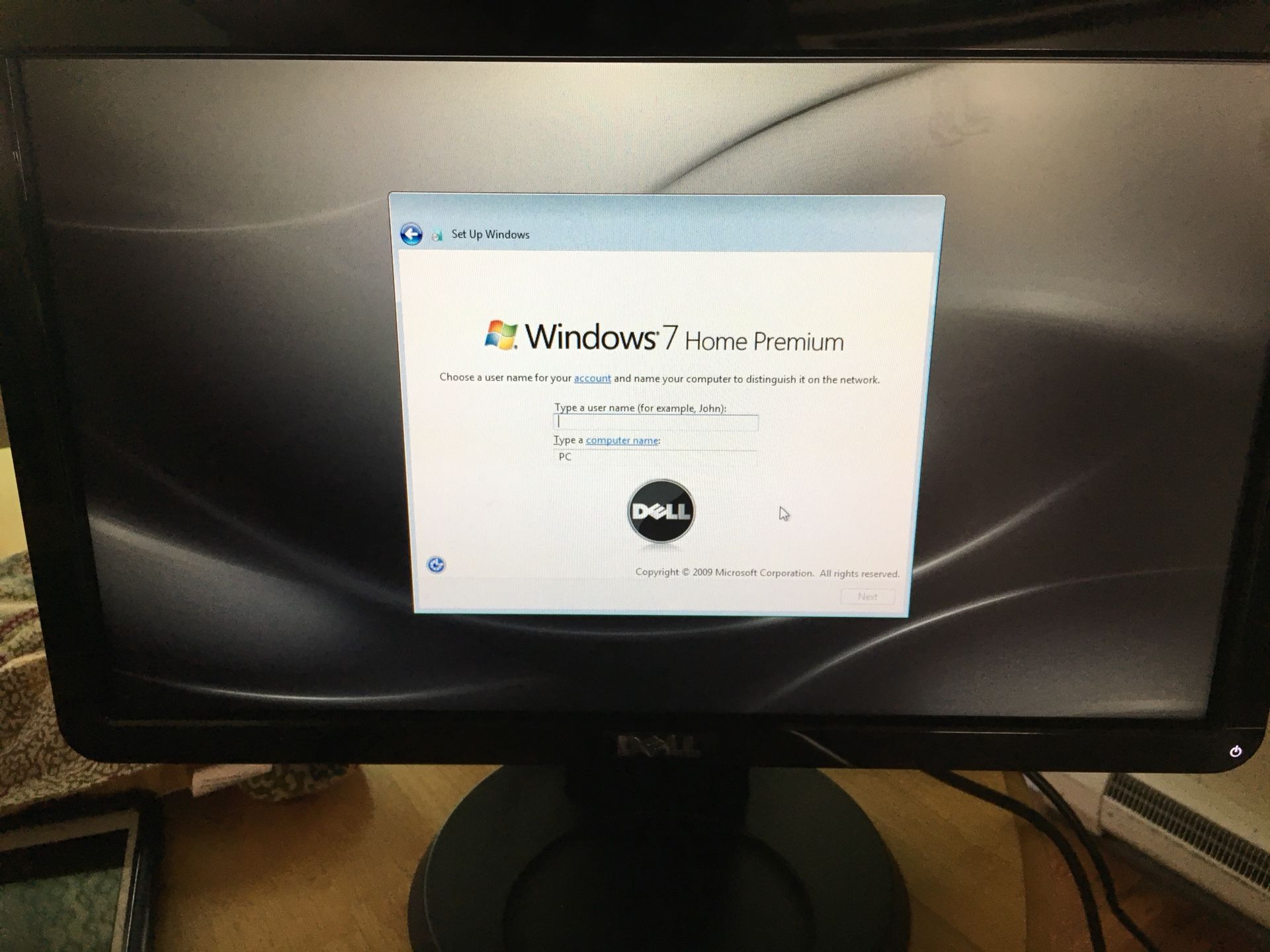 Inspiron 560 PC with 17 inch monitor, keyboard and mouse