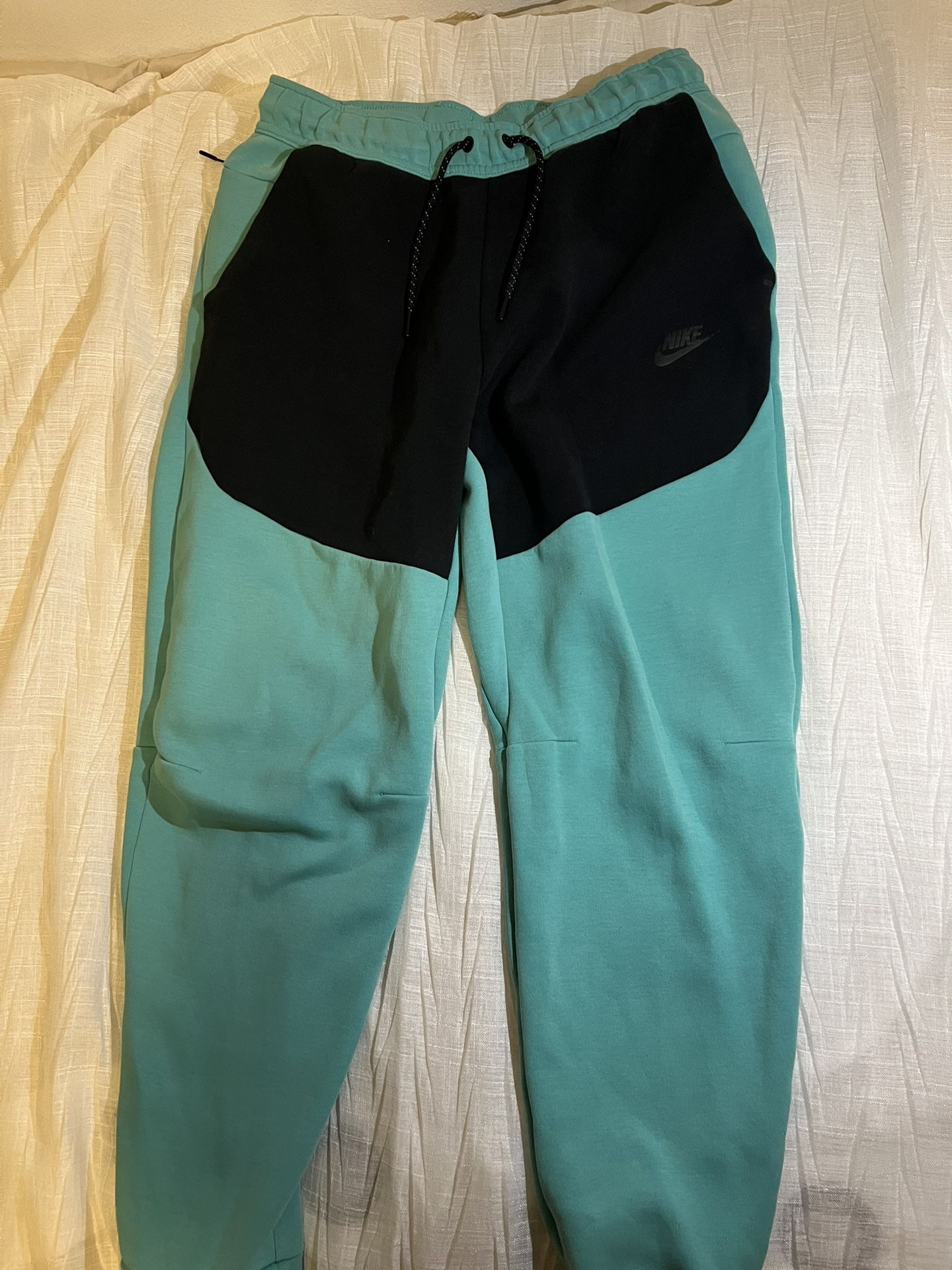 Medium Black And Turquoise Nike Tech Joggers