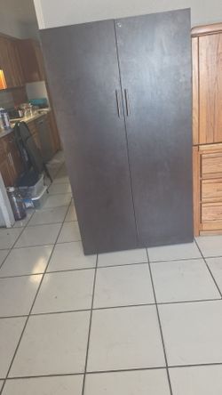Ofice cabinet