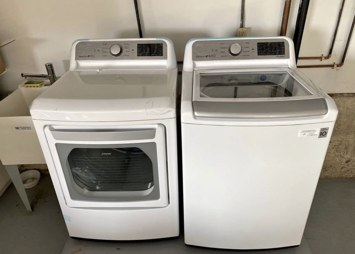 Washer And Dryer .