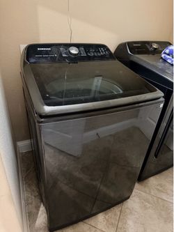 Samsung Washer 5.5 cu. ft. – Only 1 Year Old – For Parts or Repair
