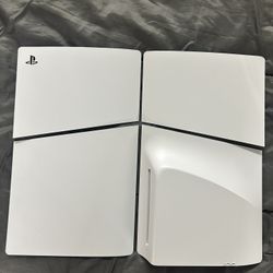 PS5 Slim Console Cover ( Used )