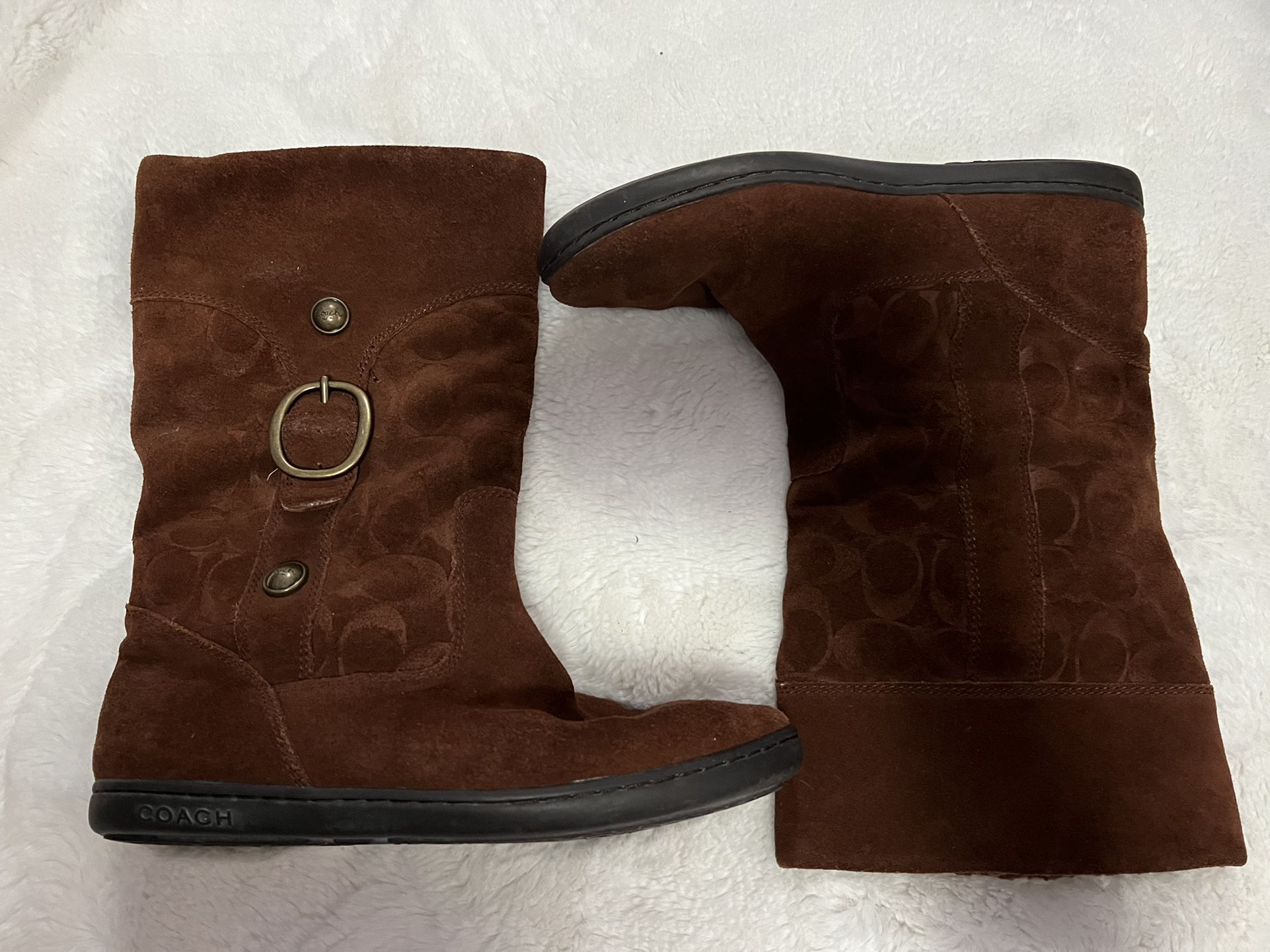 COACH Women's Meyer Signature C Brown Suede Winter Boots Size 8.5 (LIKE NEW) - $60
