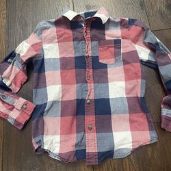 Boys long sleeve button shirt size 6/7 By Arizona #20