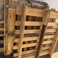 Free Wood Palettes 