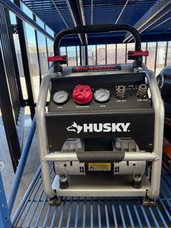 Husky 4.5 gal air compressor