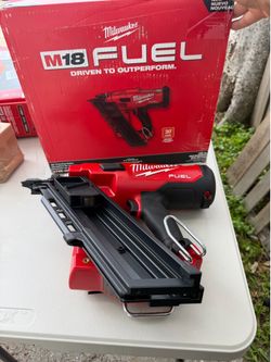 NEW Milwaukee M18 FUEL 30° Framing Nailer 2745-20 – Tool only