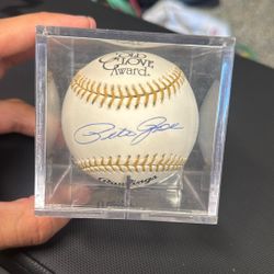 Pete Rose Signed Baseball 
