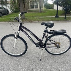 Schwinn Clear Creek Comfort Bike