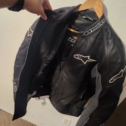 Alpinestars Leather Jacket With Elbow And Shoulder Protection 
