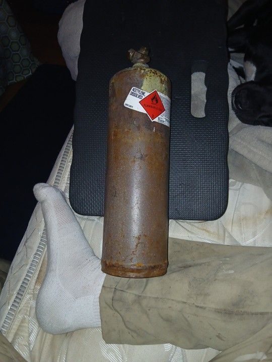 10# Acetelyne Bottle