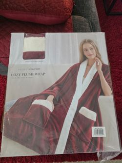 Cozy Plush Wrap with packets