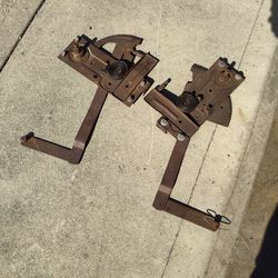 VW Karmman Ghia Regulators