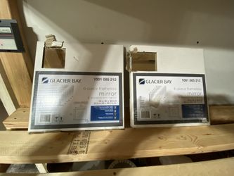 Glacier Bat Frameless Mirror 