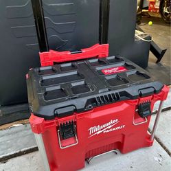 Milwaukee Packout