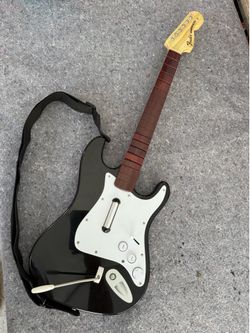 Rock Band Fender Stratocaster Harmonix Xbox 360 Wireless Guitar Video Game Controller with Strap – XBGTS2 – Missing Battery Cover No Dongle