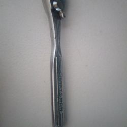 Vintage Craftsman And DeWalt Rachets 