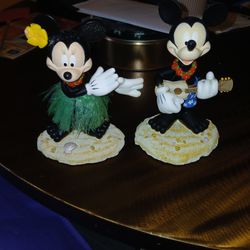Disney Mickey And Minnie Collectable Hawaiian Bobble Heads