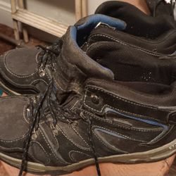 Mens Size 11 Steel-toed Boots 