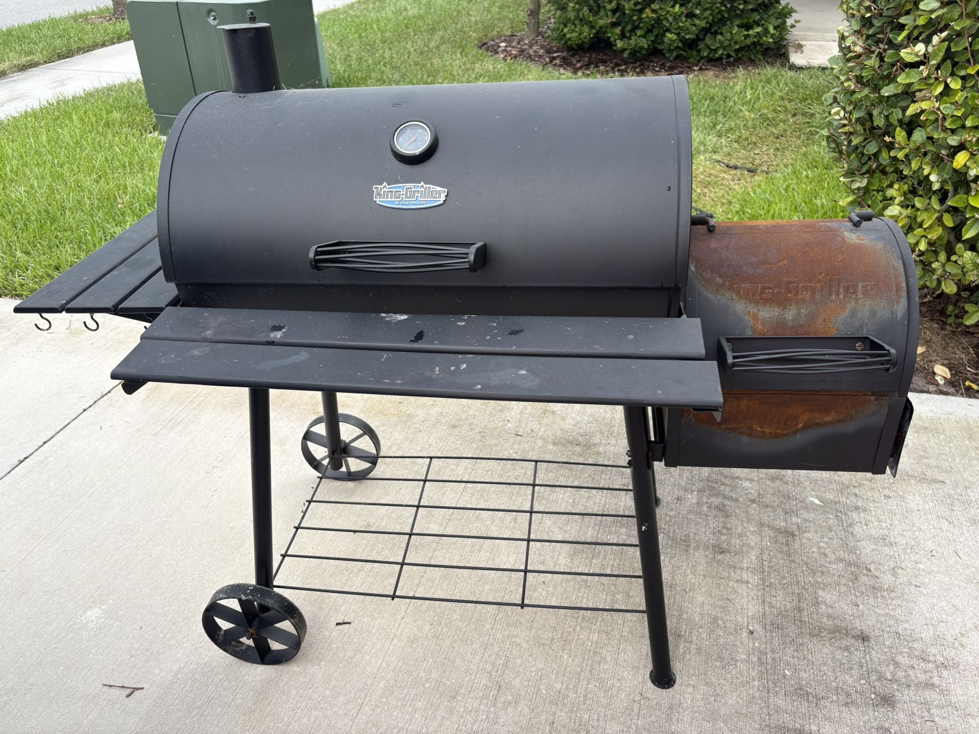 King-Griller Charcoal Grill and Smoker