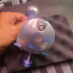 Accurate Blue Valiant  BV2  400  Reel