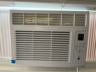 GE Window Air Conditioner - Electronic Controls, Works Great!